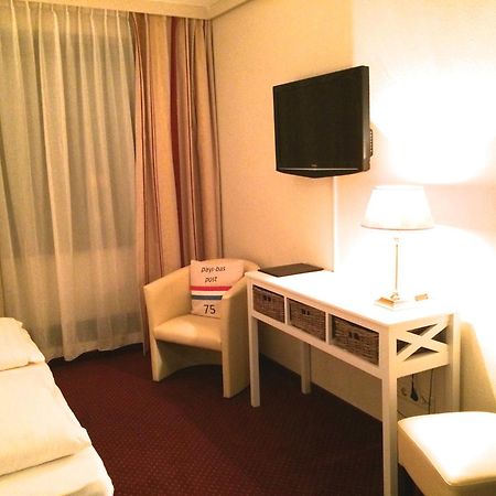 Hotel Waldkur Лер Екстер'єр фото